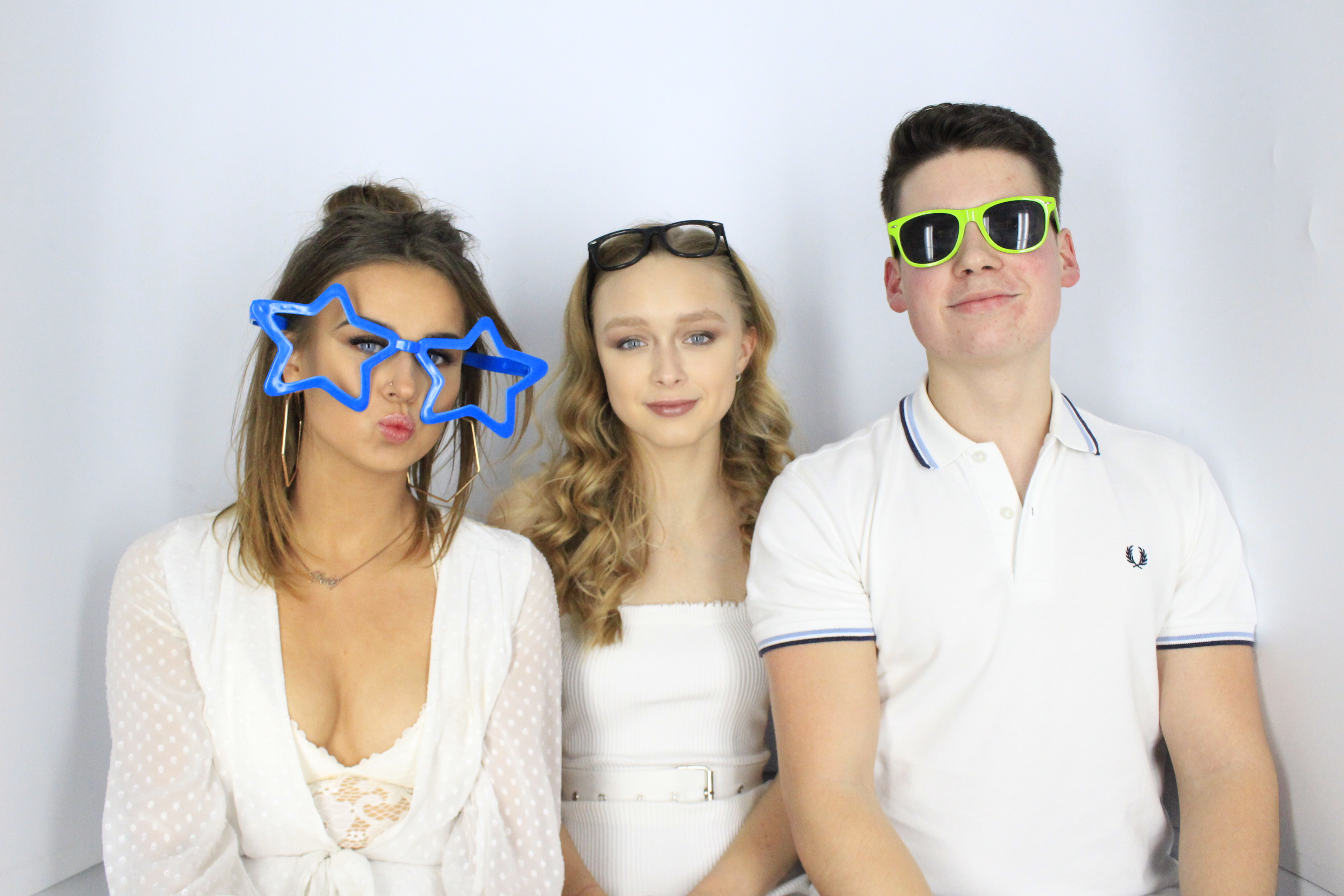 Issy & Alice's 18th Birthday Party | View more photos from the event at gallery.myphotoboothexperience.co.uk/u/MyPhotoBoothExperienceLtd/Issy-Alices-18th-Birthday-Party